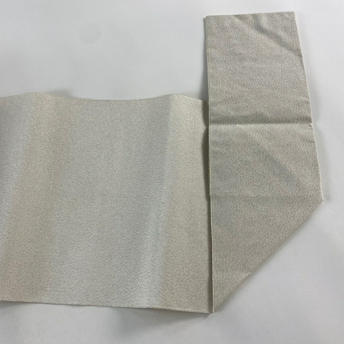 【庫存清倉】 名古屋帶 優品級 八寸名古屋帶 松樹葉仕立 紙色 樹木 金金箔 奶油色 純蠶絲