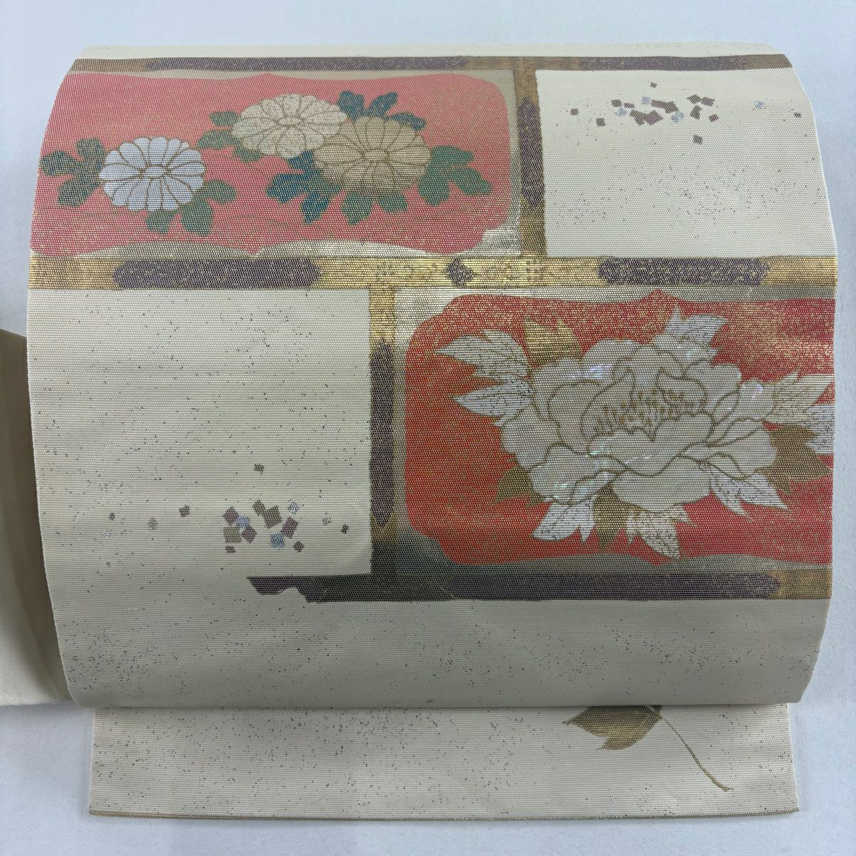 【庫存清倉】 名古屋帶 優品級 牡丹 菊花 螺鈿金金箔 金金箔 奶油色 純蠶絲
