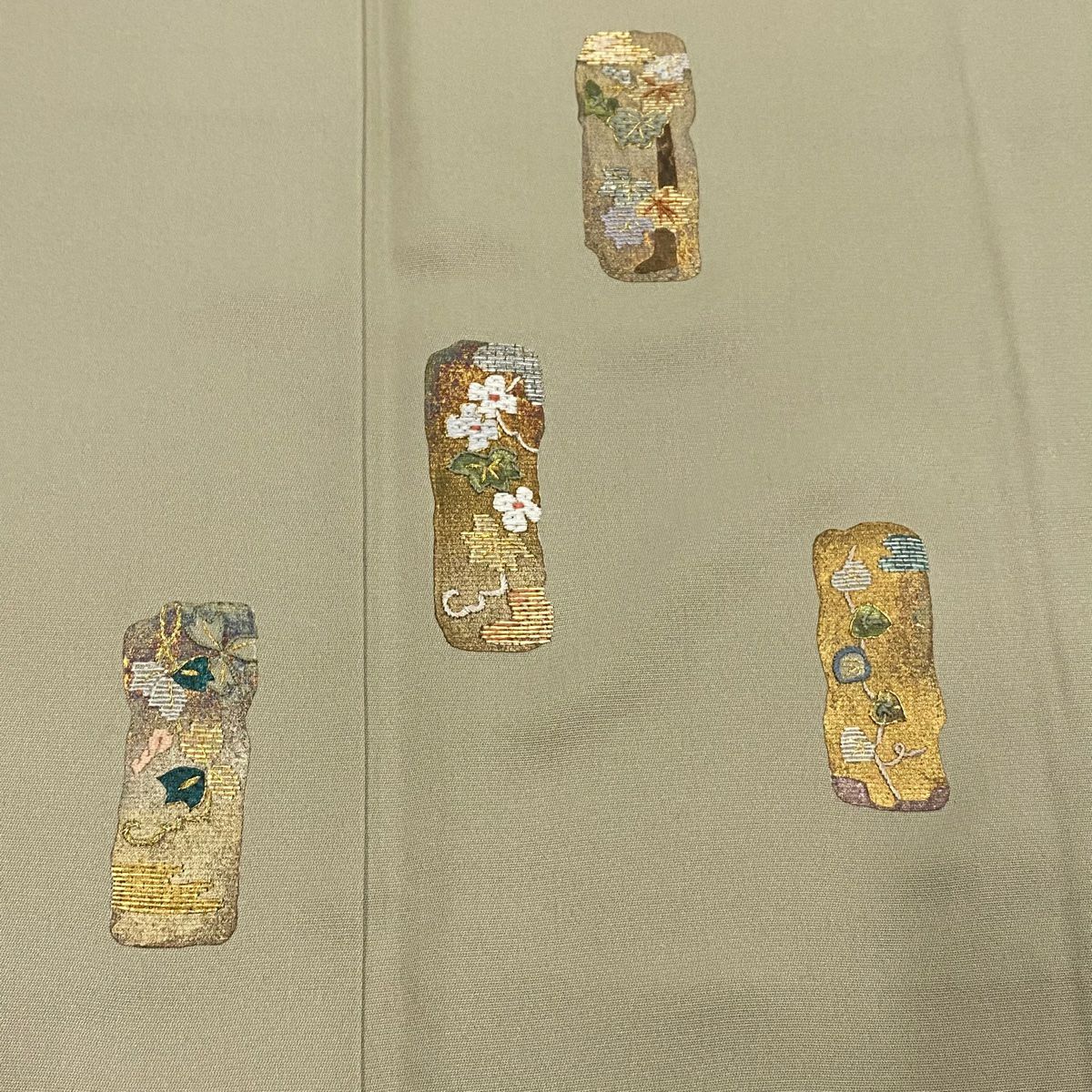 【庫存清倉】 付下 身長157cm 袖長63cm S 雙層 蔦 草花紋紋 金金箔 刺繡 灰綠 純蠶絲 優品級