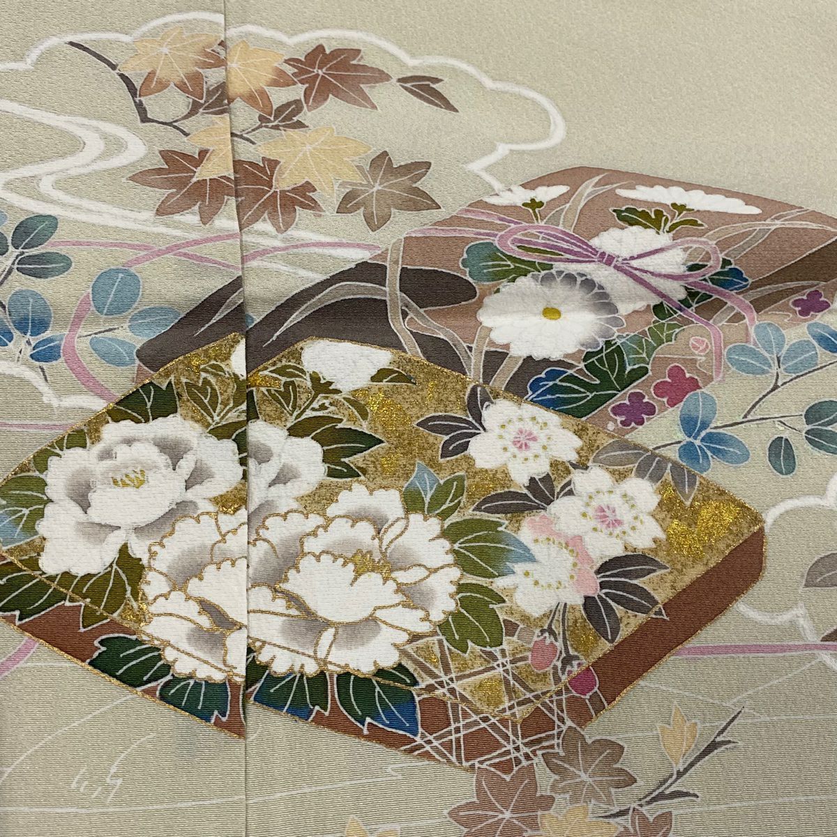 【庫存清倉】 留袖禮服禮服 身長176.5cm 袖長68cm 未仕立 雜花 金彩裝飾 淺綠 純蠶絲 優品級