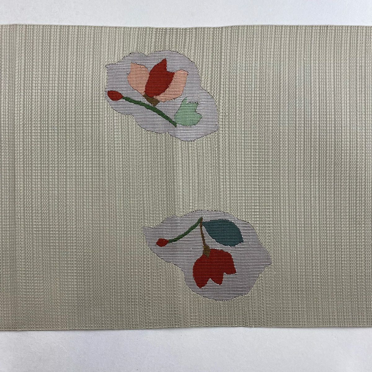 【庫存清倉】 名古屋帶 美品 優品級 松樹葉仕立 八寸名古屋帶 草花紋 淺米色 純蠶絲