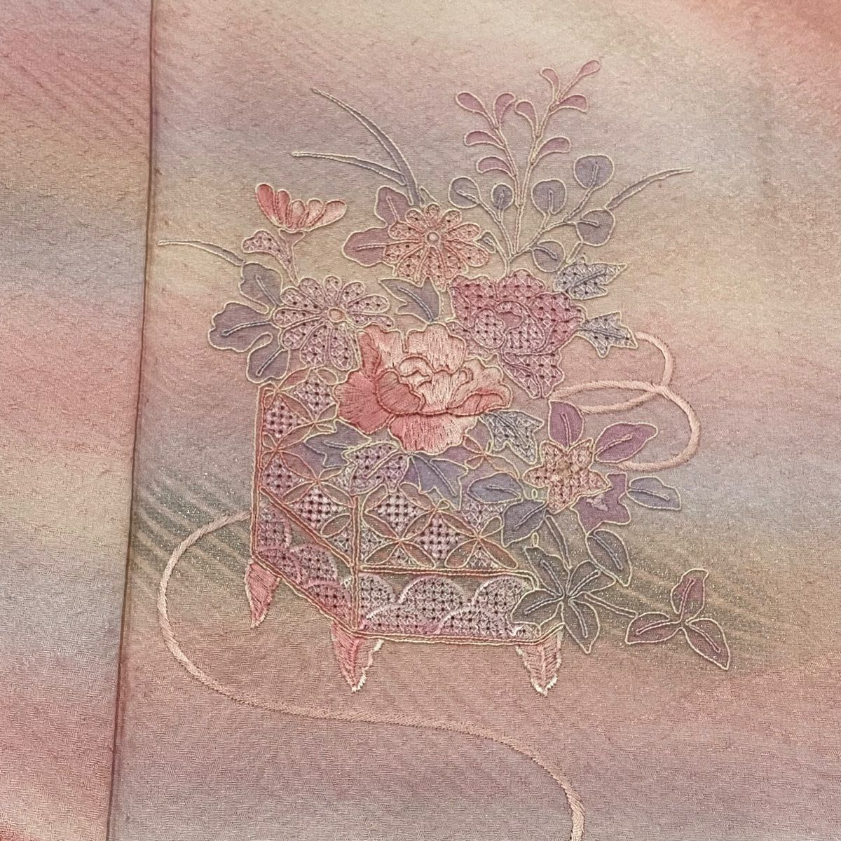 【庫存清倉】 付下 身長160.5cm 袖長66cm M 雙層 大和 貝桶 草花紋刺繡 金銀彩 粉紅 純蠶絲 美品 秀品級