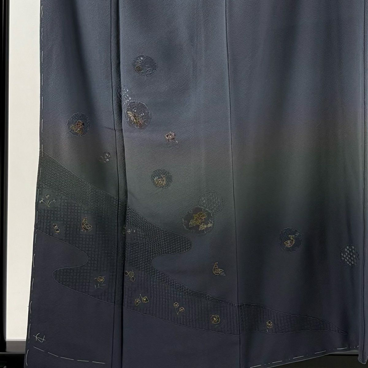 【庫存清倉】 付下 身長159.5cm 袖長66cm M 雙層 雪輪 花鳥 刺繡 金線 灰 純蠶絲 名品級
