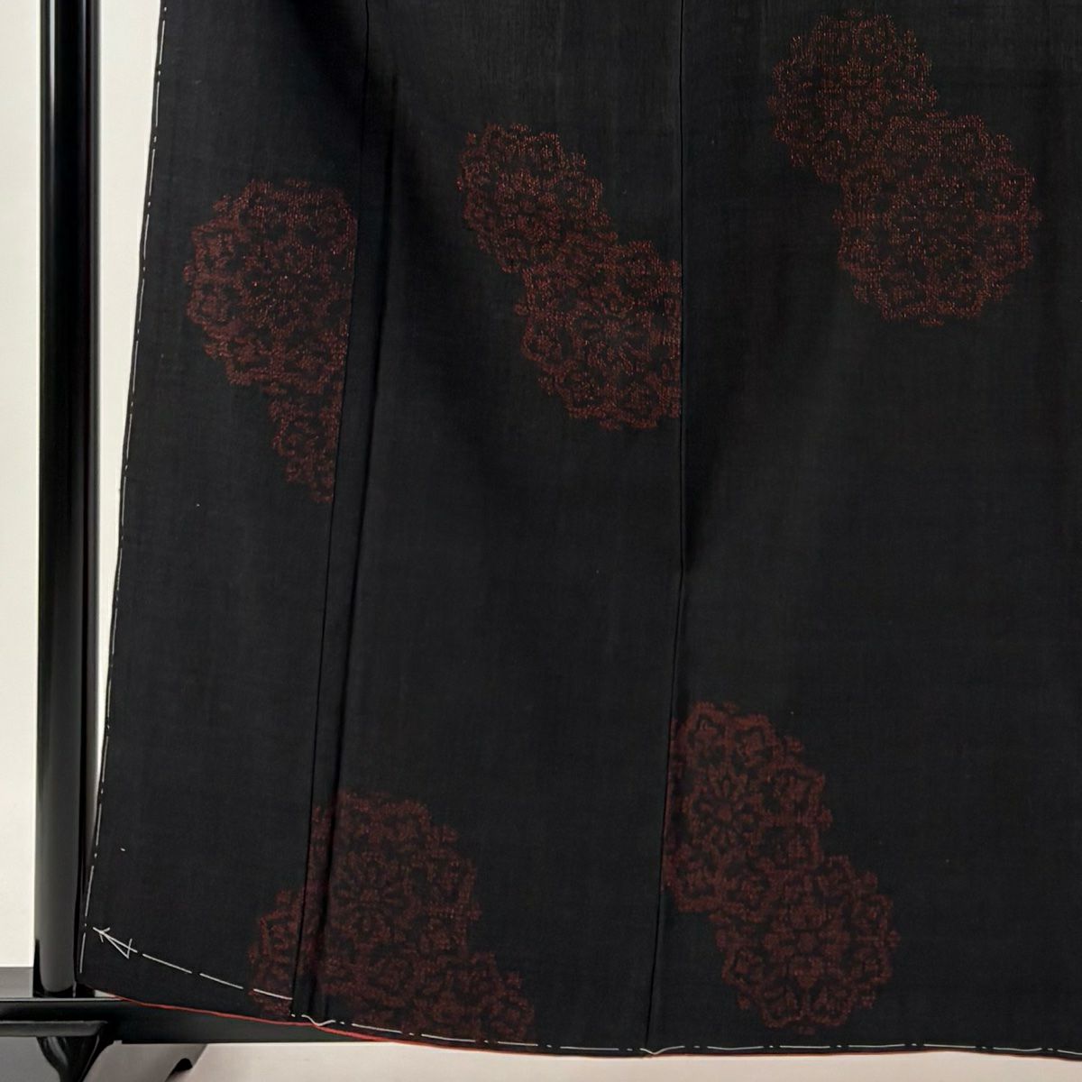 【清倉特賣】 【美品】結城紬織 身長160.5cm 袖長64.5cm M 雙層 本場結城紬織 寶石領 藤貫股份有限公司 有證明 華紋 龜甲絣 黑 純蠶絲 逸品級