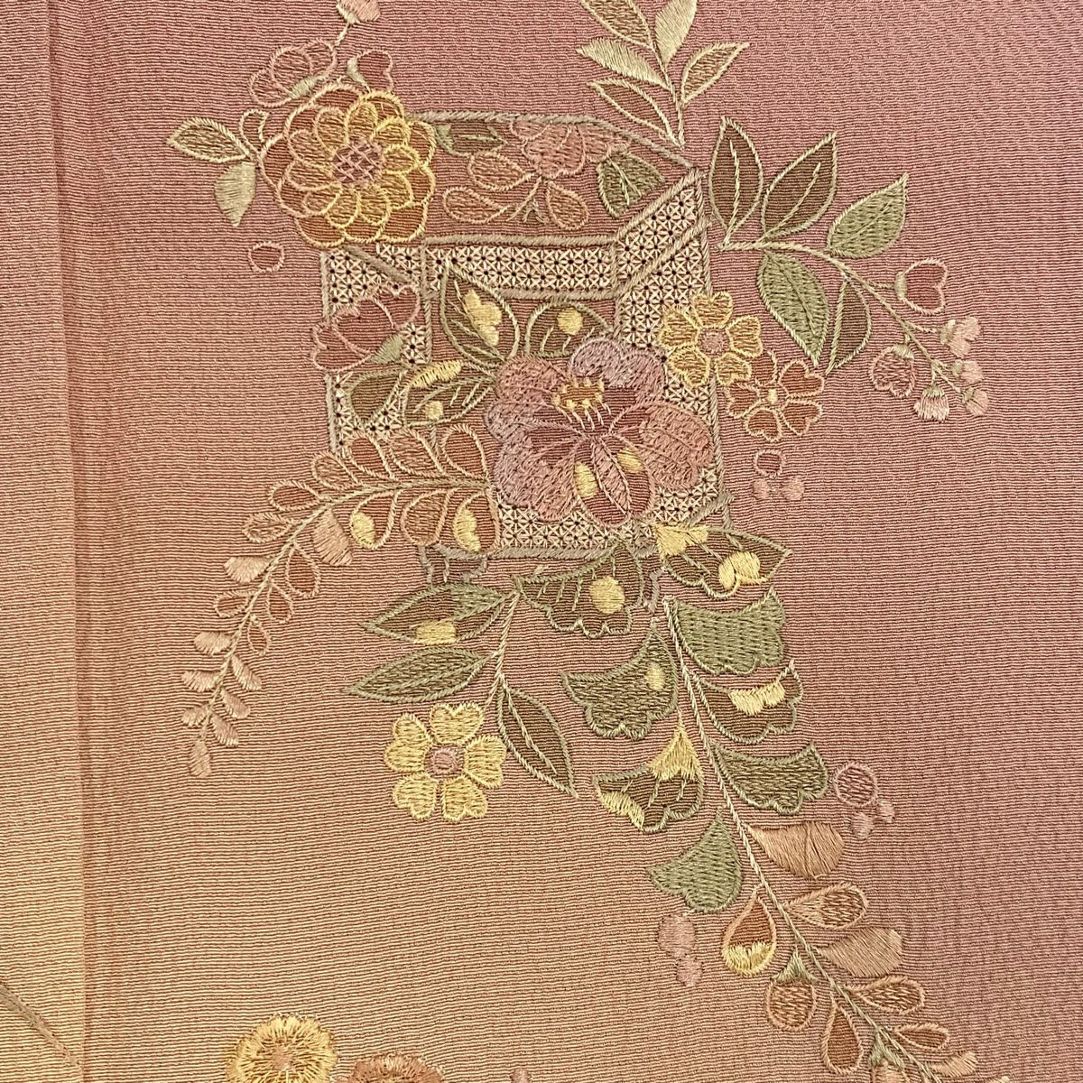 【庫存清倉】 付下 身長163cm 袖長65cm M 雙層 貝桶 椿 刺繡 漸層 粉紅 純蠶絲 優品級