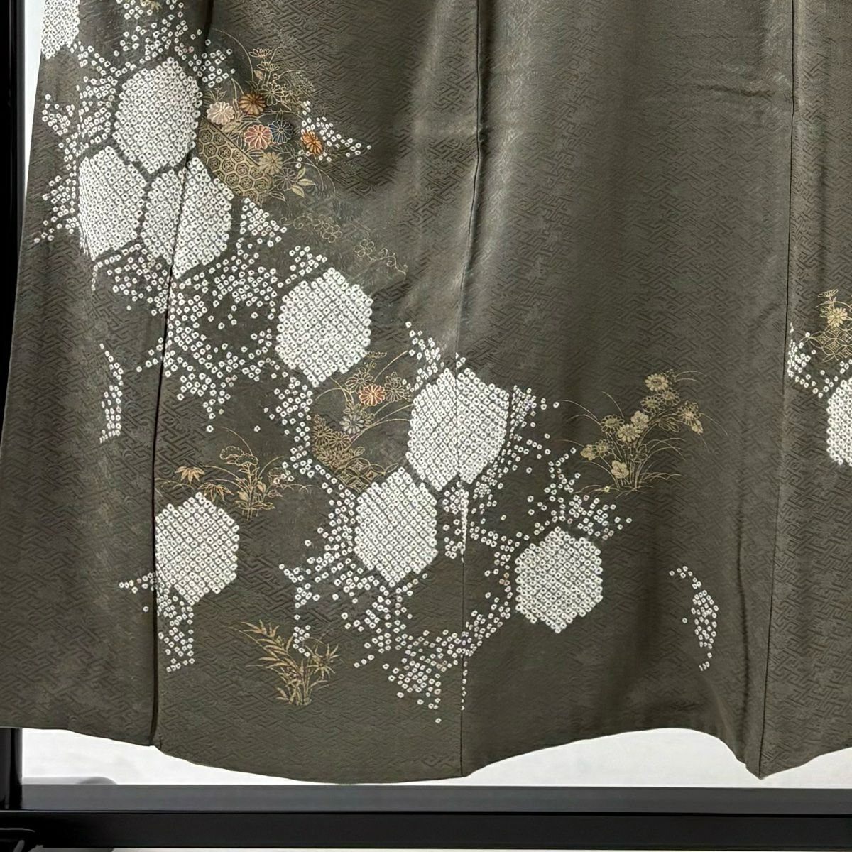 【庫存清倉】 付下 身長154cm 袖長63.5cm S 雙層 草花紋紋 龜甲刺繡 絞染 茶綠 純蠶絲 優品級