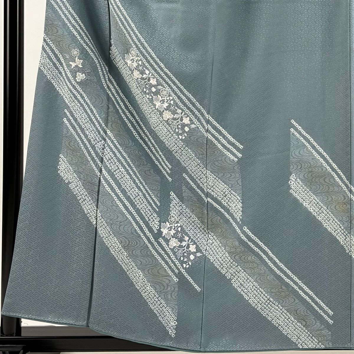 【庫存清倉】 付下 身長158cm 袖長64.5cm M 雙層 草花紋紋 流水刺繡 絞染 灰綠 純蠶絲 優品級