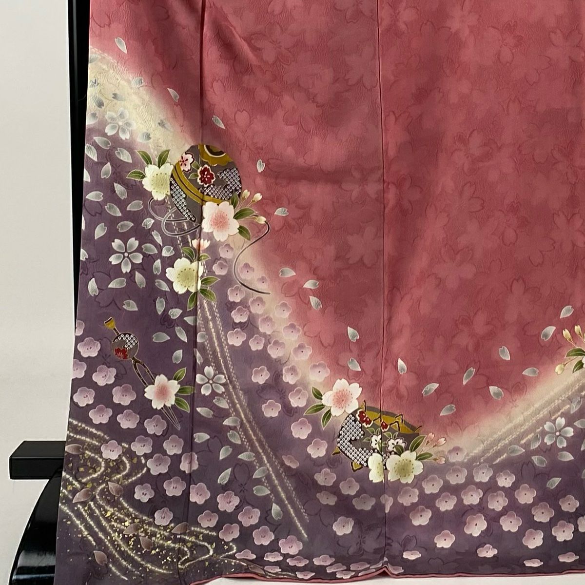 【庫存清倉】振袖禮服 身長174cm 袖長71.5cm L 雙層 手鞠 櫻花 金銀彩 染分 粉紅 純蠶絲 名品級