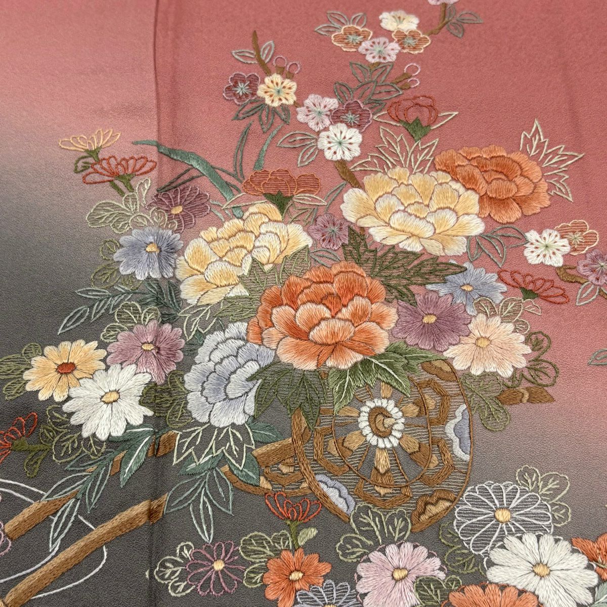 【庫存清倉】 付下 身長160.5cm 袖長63cm S 雙層 花車 流水 刺繡 染分 粉紅 純蠶絲 名品級