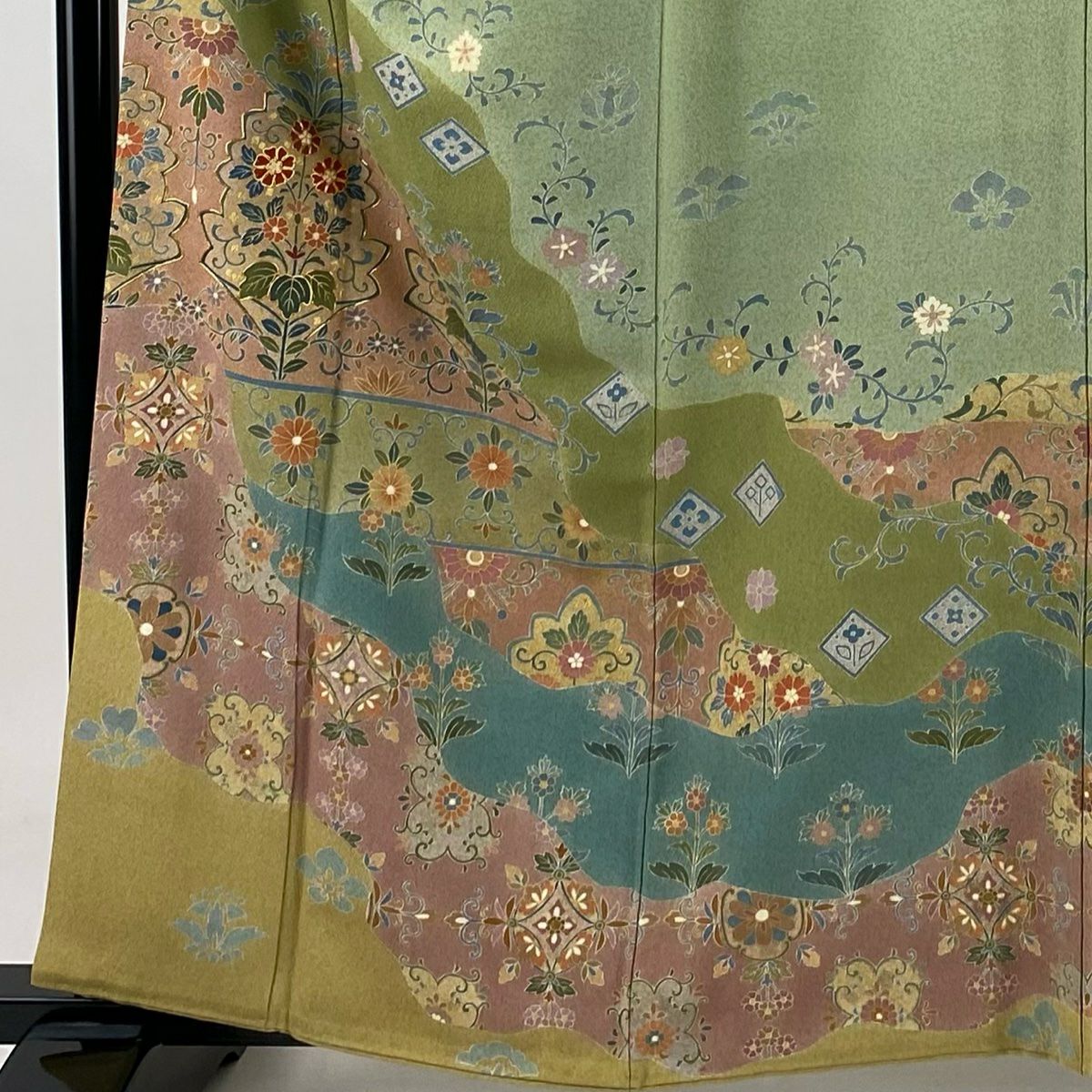 【庫存清倉】訪問服 身長159.5cm 袖長67cm M 雙層 落款 草花紋 花唐草紋 金絲 金銀彩 淺綠 純蠶絲 名品級 一つ紋