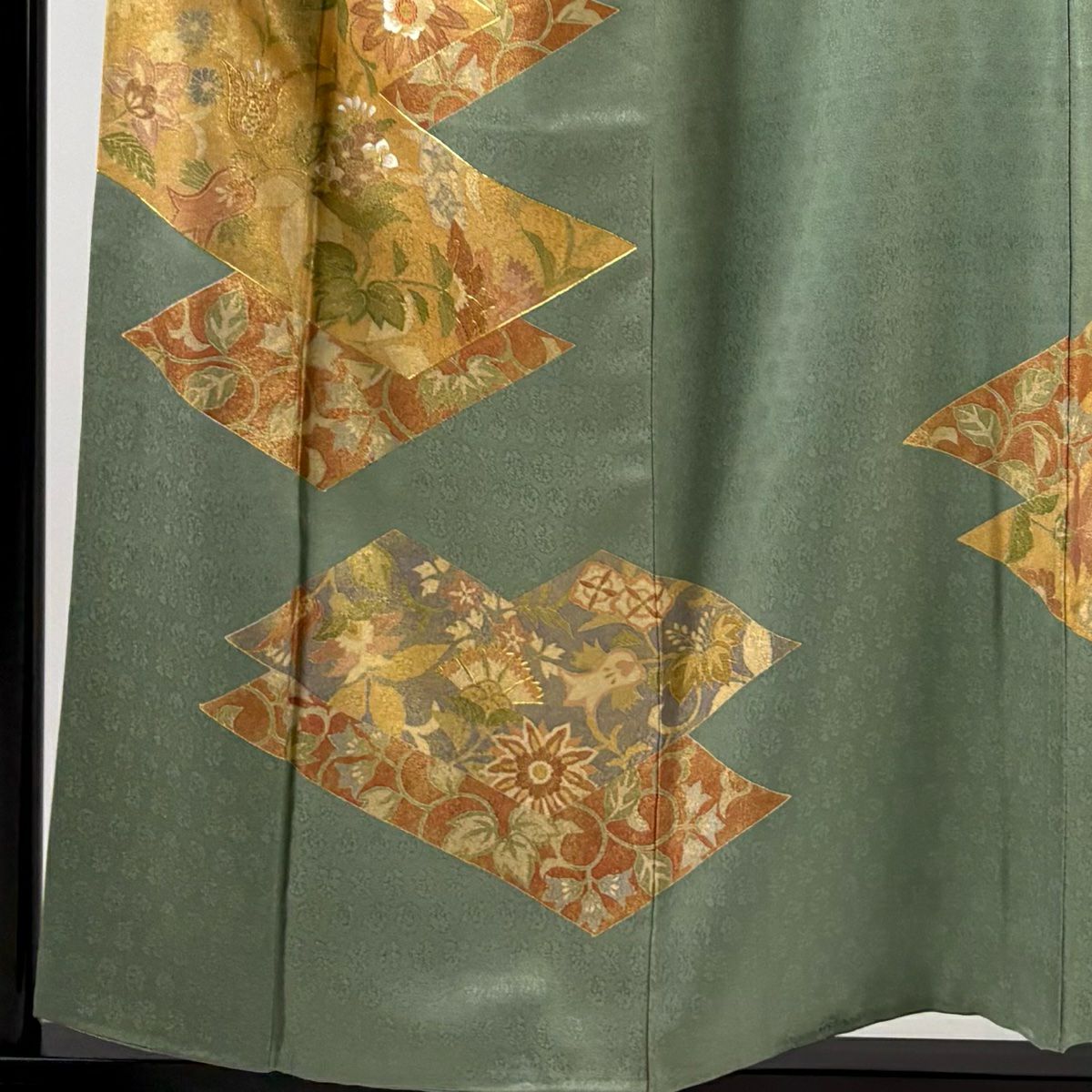 【庫存清倉】 付下 身長155cm 袖長63cm S 雙層 草花紋 紋樣 金線 刺繡 艾草色 純蠶絲 優品級
