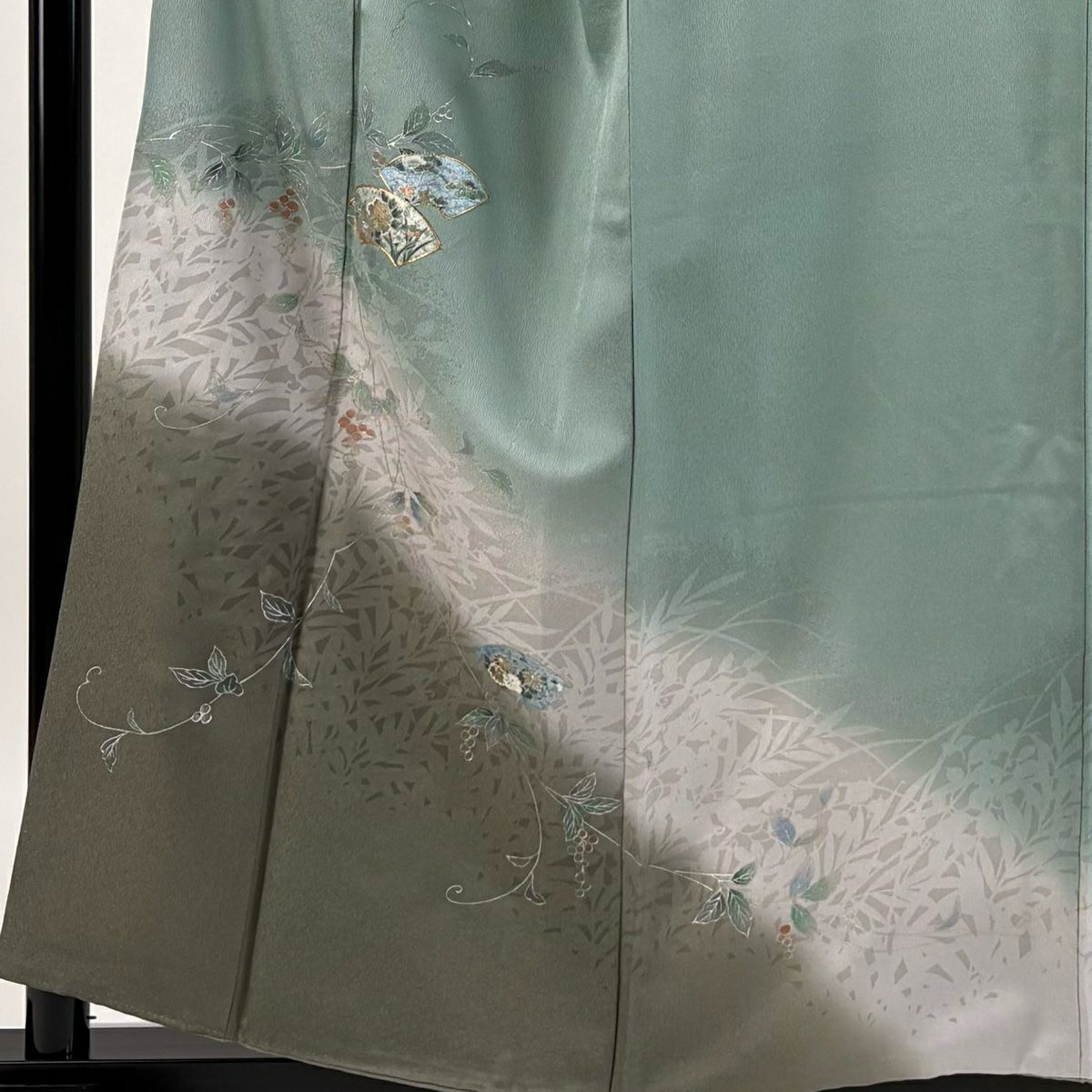 【庫存清倉】 付下 身長158.5cm 袖長64cm M 雙層 扇子面 草花紋 金絲 金銀彩 灰綠 純蠶絲 優品級 一個紋