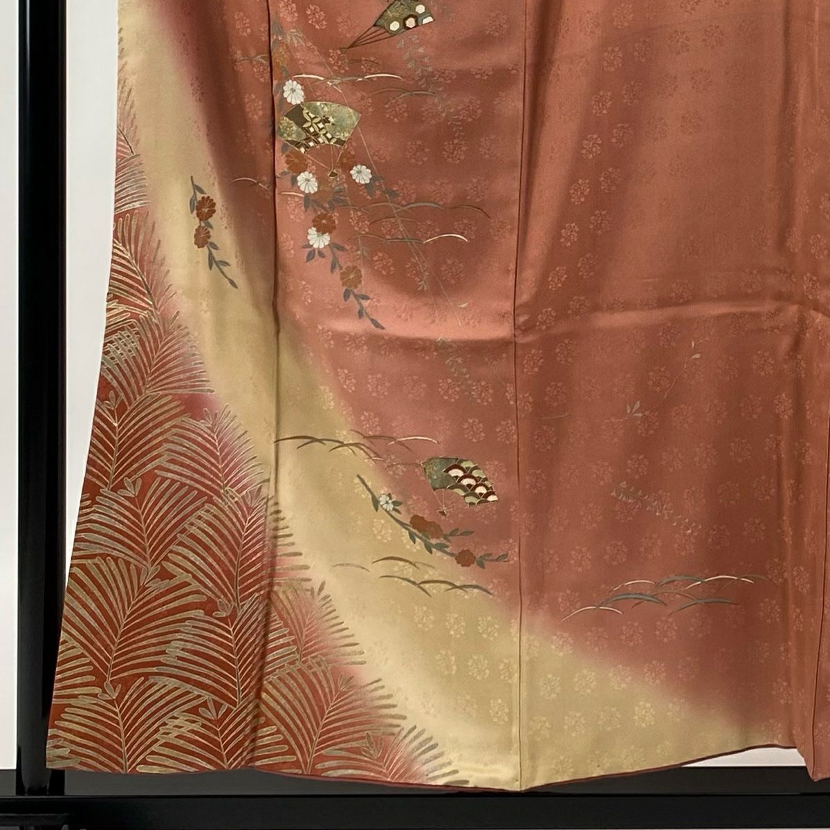 【庫存清倉】 付下 身長156.5cm 袖長64cm M 雙層 扇子 草花紋紋 金銀彩 漸層 粉米色 純蠶絲 優品級
