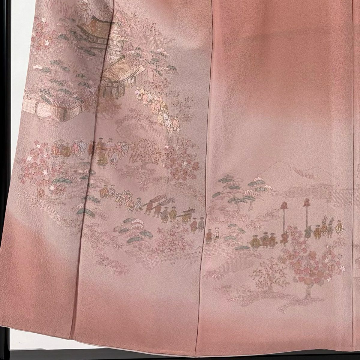 【庫存清倉】 付下 身長154.5cm 袖長62.5cm S 雙層 人物 建築 刺繡 漸層 粉米色 純蠶絲 優品級