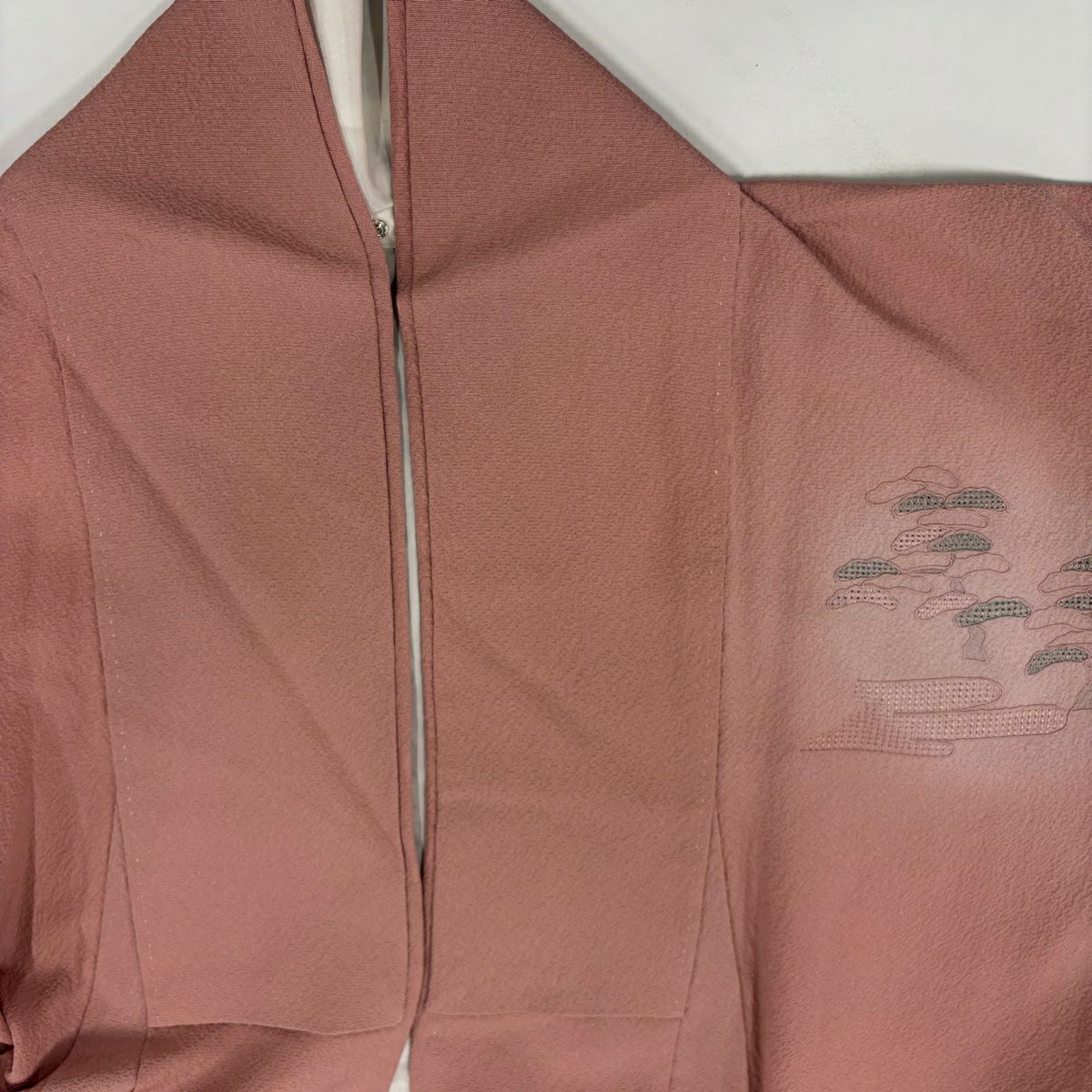 【庫存清倉】 付下 身長154.5cm 袖長62.5cm S 雙層 人物 建築 刺繡 漸層 粉米色 純蠶絲 優品級