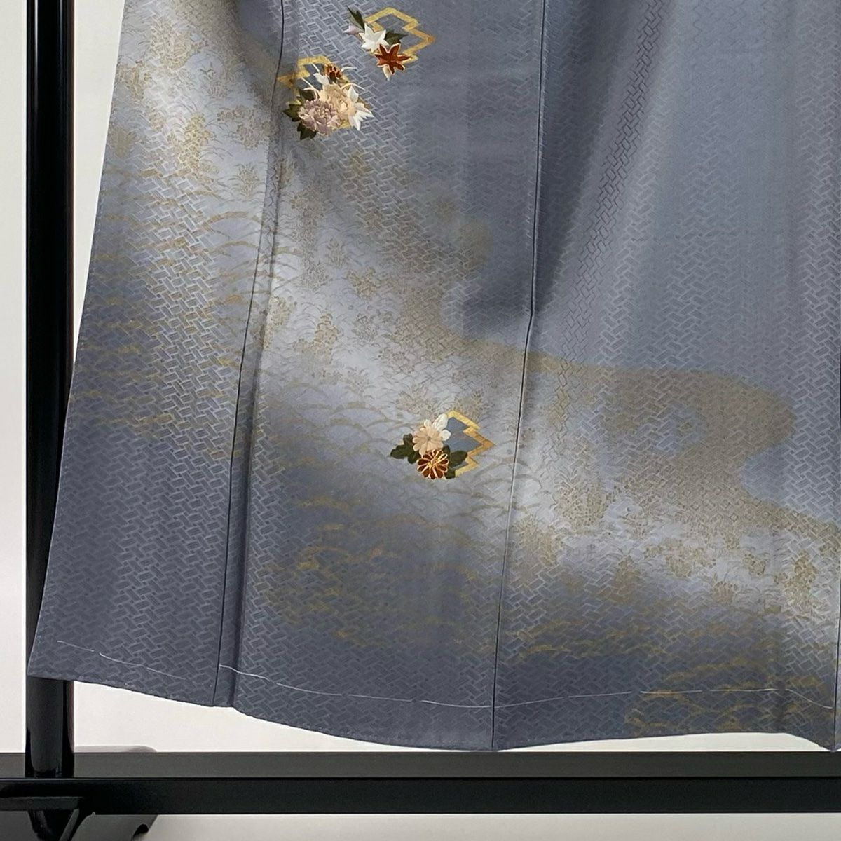 【庫存清倉】訪問服 身長153.5cm 袖長64cm M 雙層 牡丹 松樹皮菱 刺繡 金線 灰色 純蠶絲 優品級