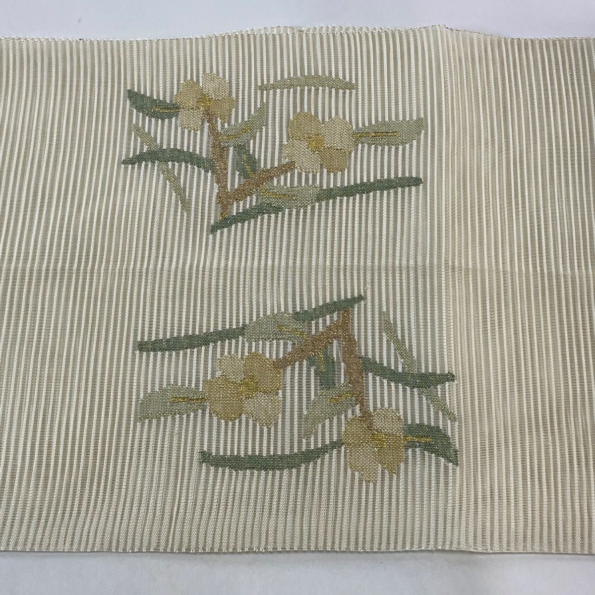 【庫存清倉】 名古屋帶 優品級 夏帶 八寸名古屋帶 松樹葉仕立 草花紋紋 金絲 奶油色 純蠶絲