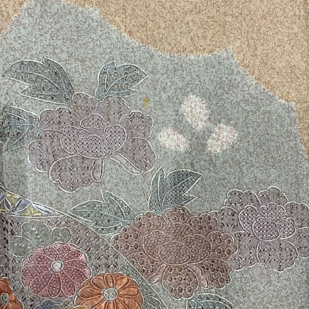 【庫存清倉】訪問服 身長158cm 袖長65.5cm M 雙層 扇子子 牡丹 刺繡 染分 粉米色 純蠶絲 優品級