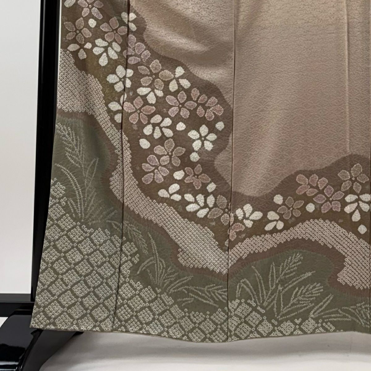 【庫存清倉】 付下 身長162.5cm 袖長65.5cm M 雙層 花紋 道長取 絞染 金銀彩 淺豆色 純蠶絲 名品級