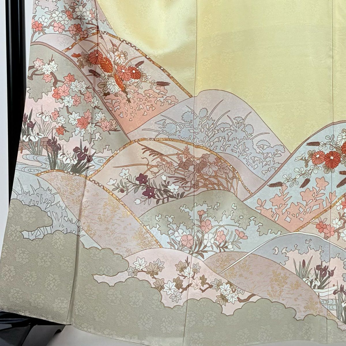 訪問服 身長162.5cm 袖長66cm M 雙層 藤井寛 落款あり 菊花 山並 金絲 金銀彩 淡黃 純蠶絲 逸品級