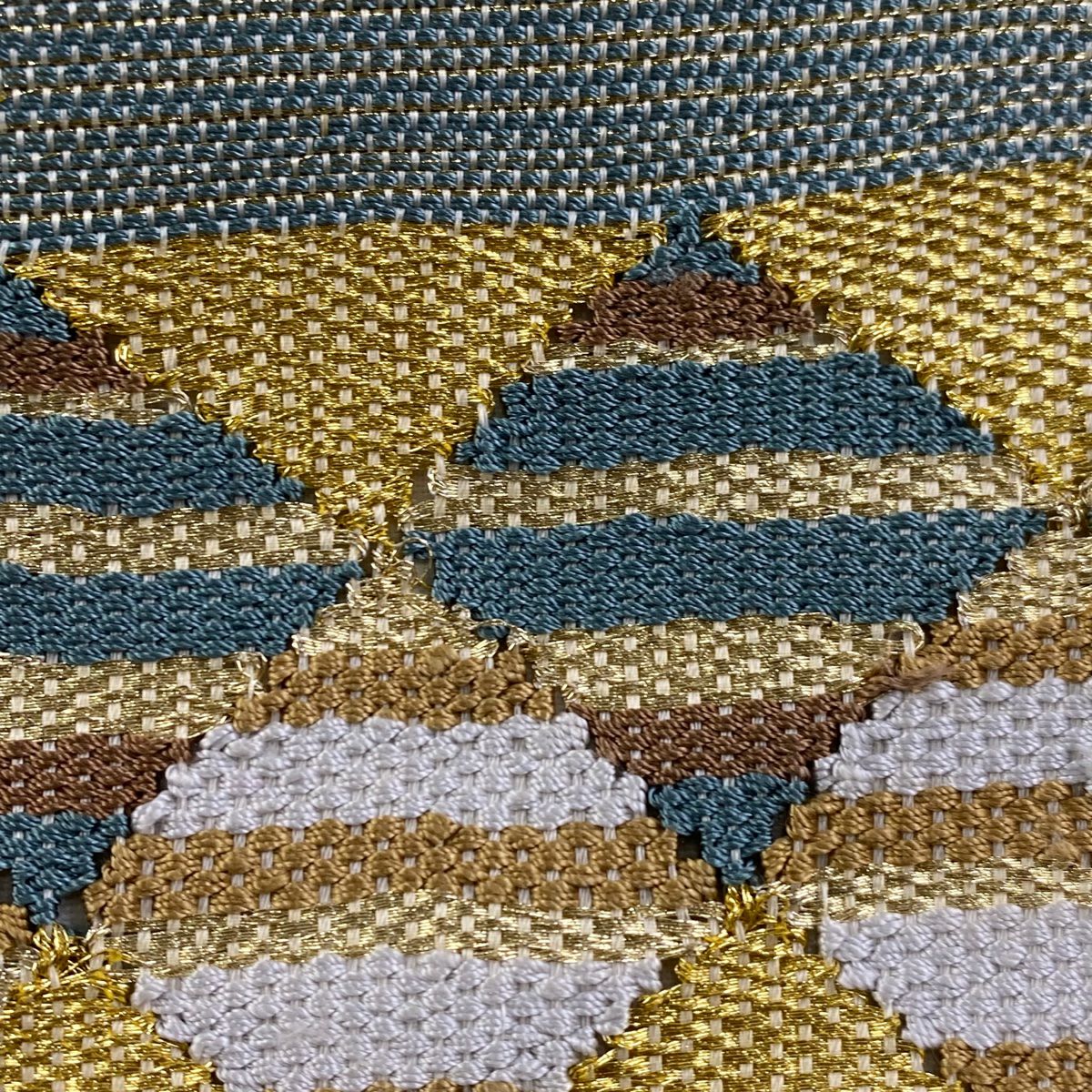 【庫存清倉】 名古屋帶 優品級 條紋 菱形 金通 金絲 淺綠 純蠶絲