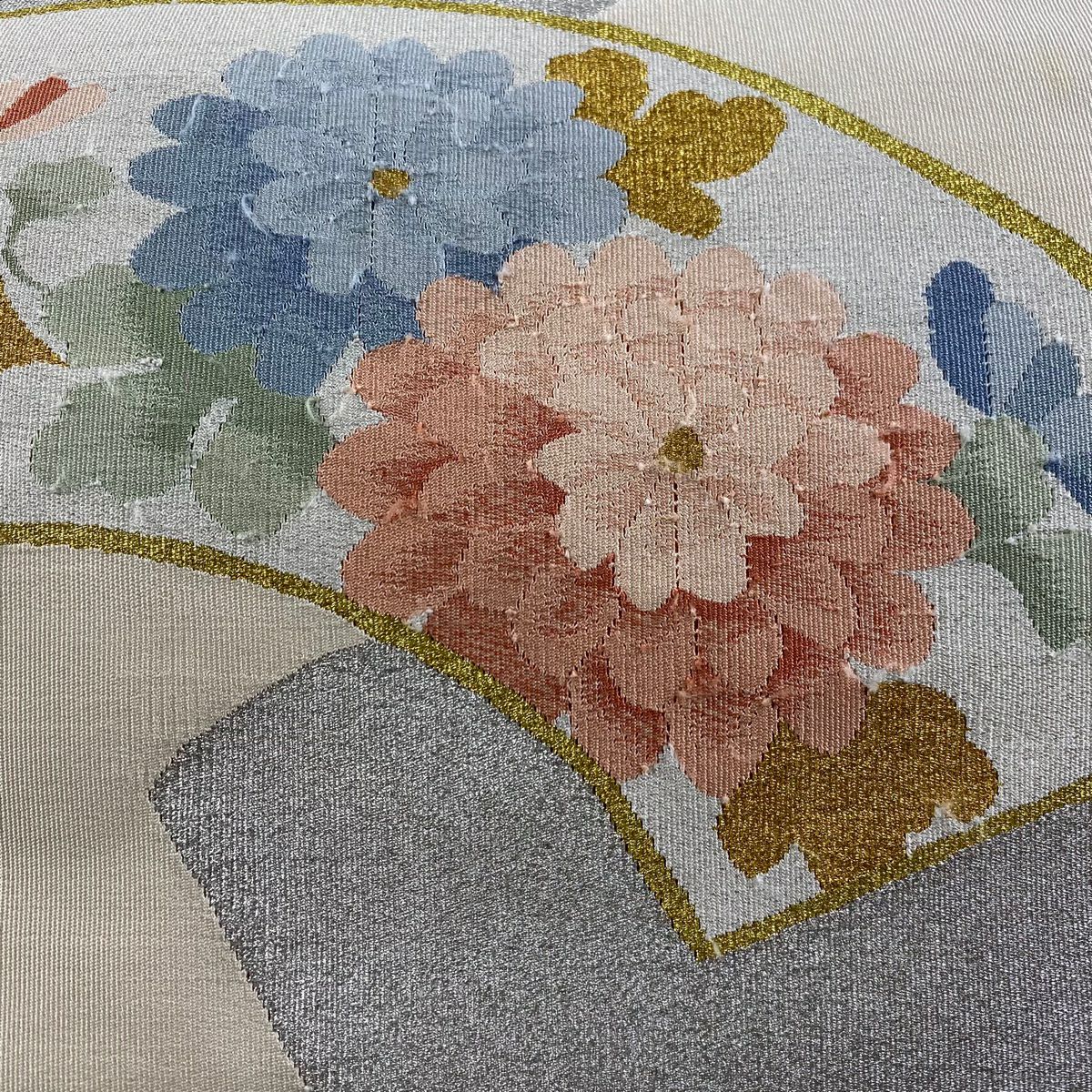 【庫存清倉】名古屋帶 美品 秀品級 八寸名古屋帶 松樹葉仕立 扇子面 菊花 金銀彩 綴れ 米色 純蠶絲