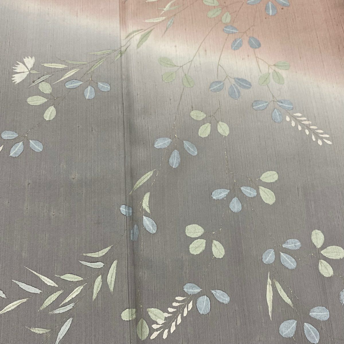 【庫存清倉】訪問服 身長155.5cm 袖長63cm S 雙層 紬織織 落款有 萩 枝花 金彩裝飾 染分 灰櫻 純蠶絲 優品級