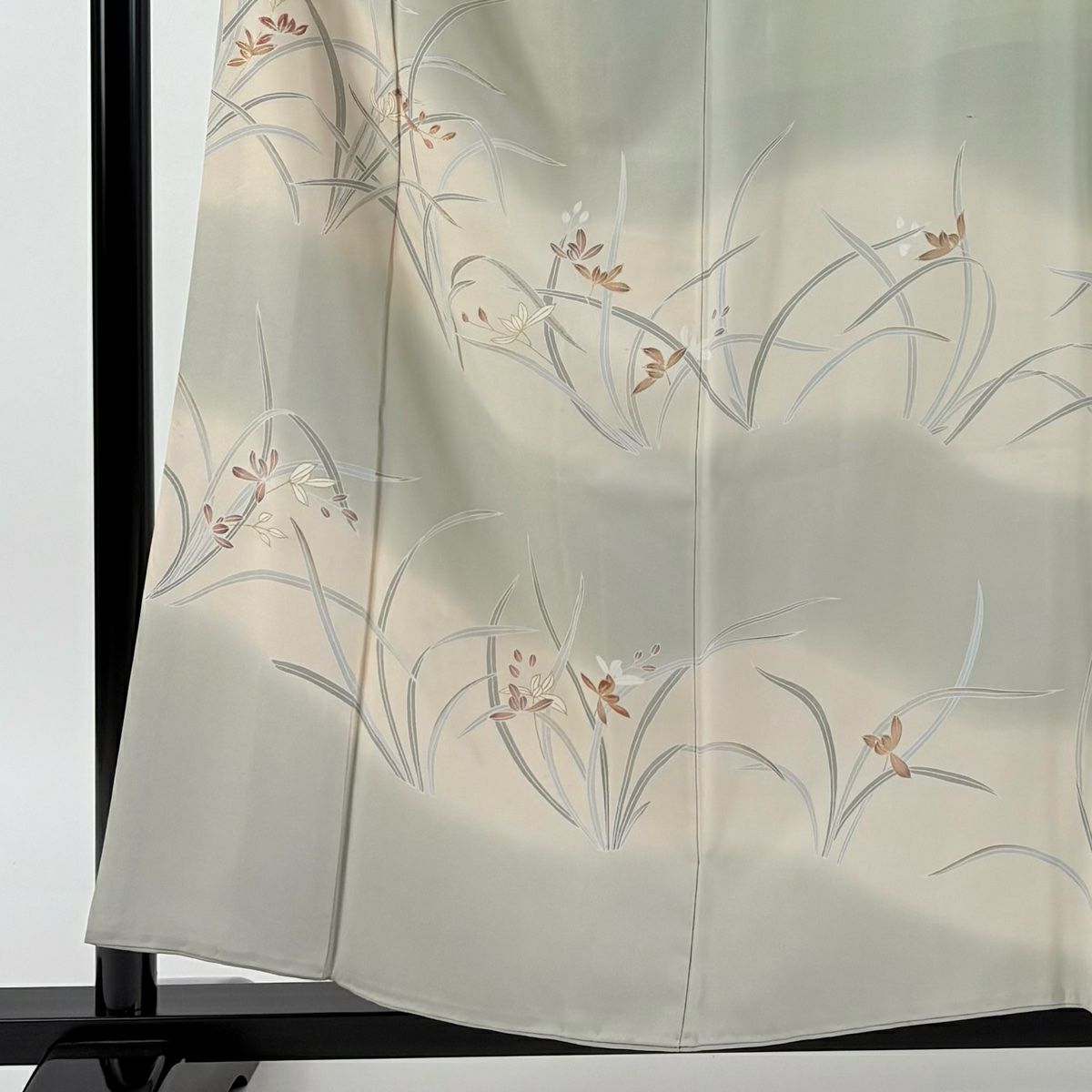 【庫存清倉】訪問服 身長156cm 袖長64cm M 雙層 草花紋紋 金彩裝飾 刺繡 灰綠 純蠶絲 優品級