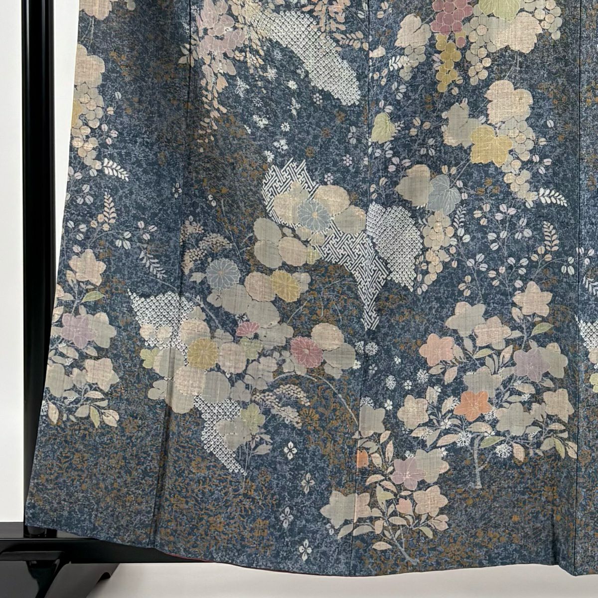 【庫存清倉】 付下 身長161cm 袖長62cm S 雙層 紬織織 秋草 葡萄 金彩裝飾 青灰 純蠶絲 名品級