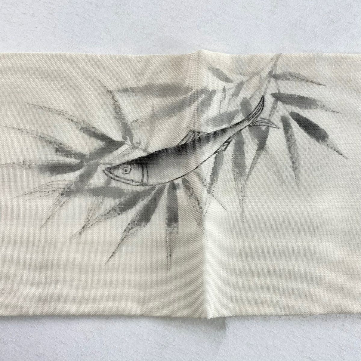 【庫存清倉】 名古屋帶 名品級 夏帶 魚 笹 奶油色 純蠶絲