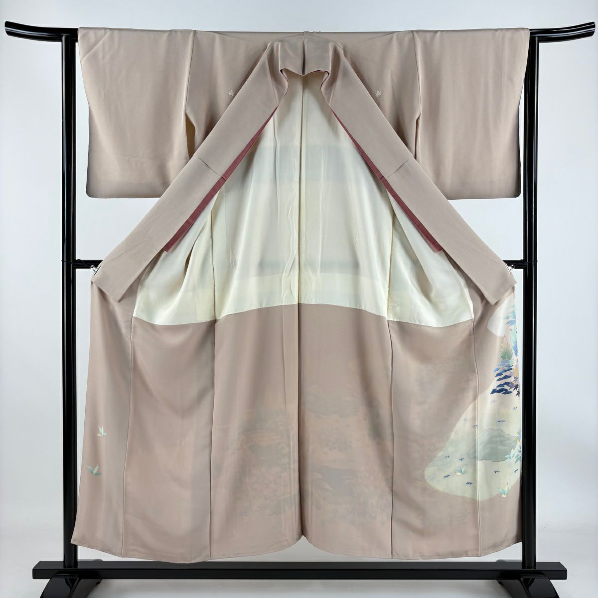 【清倉特賣】 留袖禮服禮服 身長153cm 袖長63cm S 雙層 落款有 風景 松樹竹子梅花 漸層 薄小豆 純蠶絲 名品級 五個紋