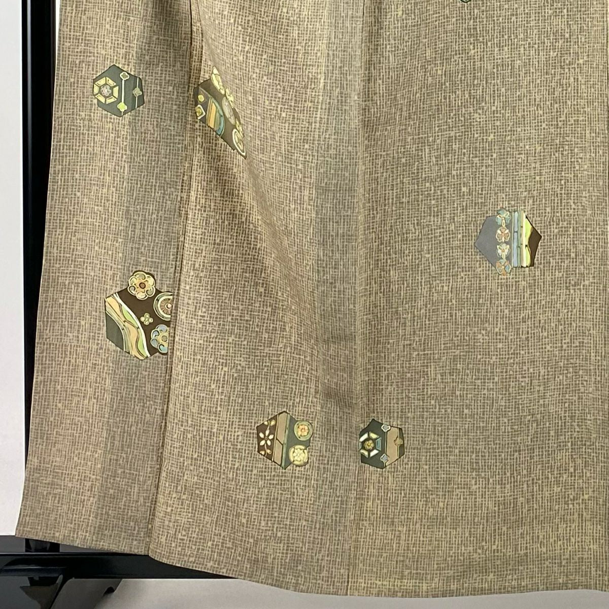 【庫存清倉】 小紋 身長160.5cm 袖長65.5cm M 單層 花 龜甲 薄茶 純蠶絲 優品級