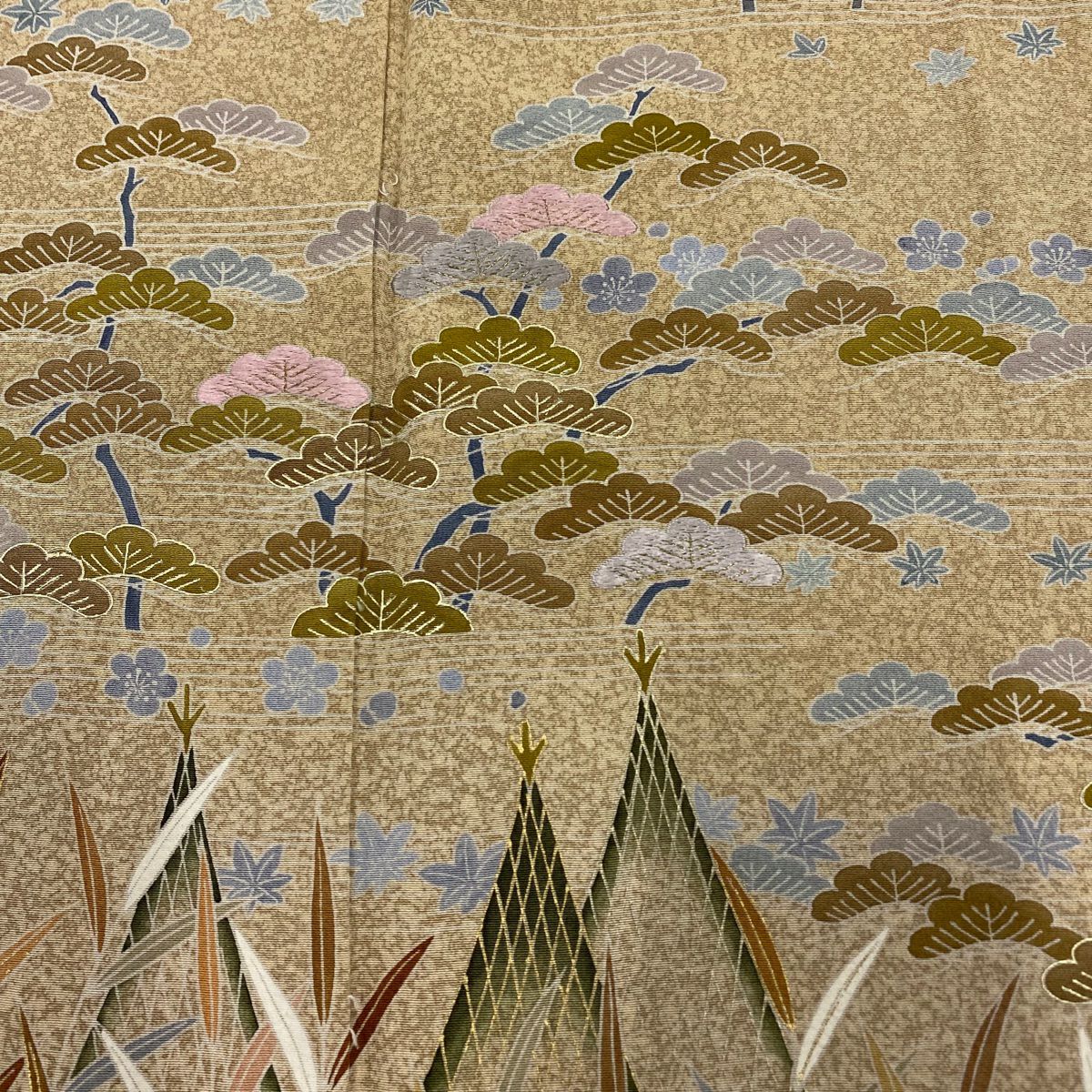 【庫存清倉】訪問服 身長154cm 袖長62.5cm S 雙層 落款あり 網干 松樹 刺繡 金銀彩 淡茶 純蠶絲 美品 名品級