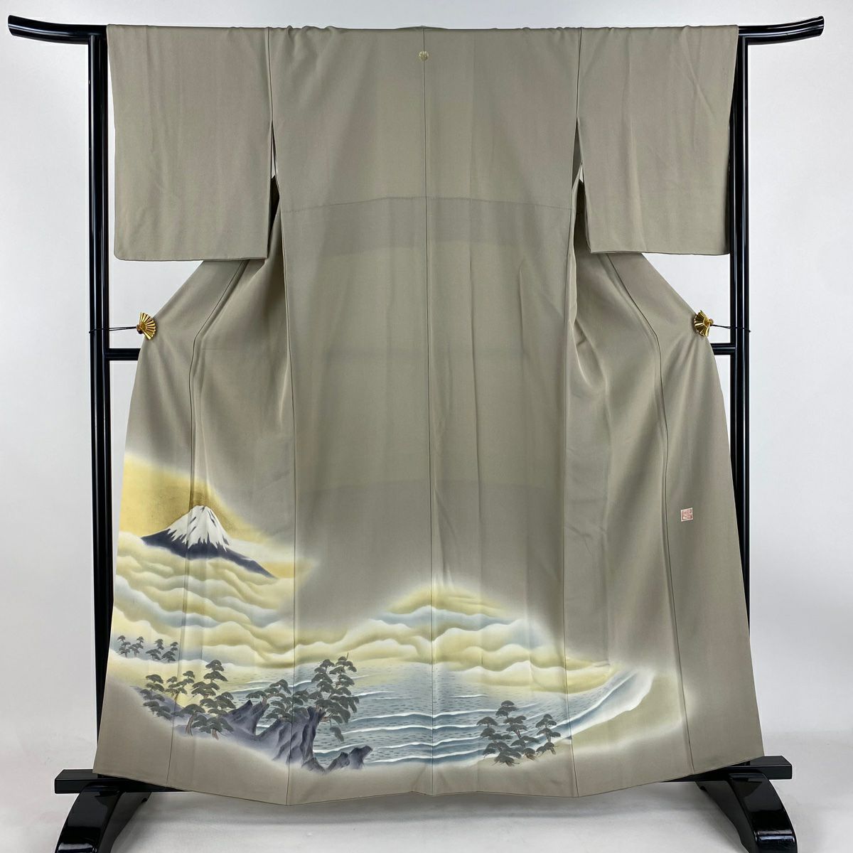 色留袖禮服 身長160cm 袖長65cm M 雙層 落款 富士山 雲海 金銀彩 漸層 灰茶 純蠶絲 秀品級 一つ紋