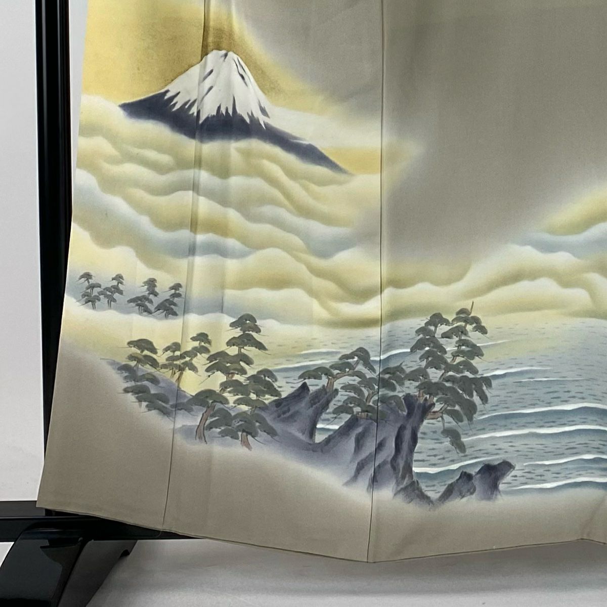 色留袖禮服 身長160cm 袖長65cm M 雙層 落款 富士山 雲海 金銀彩 漸層 灰茶 純蠶絲 秀品級 一つ紋