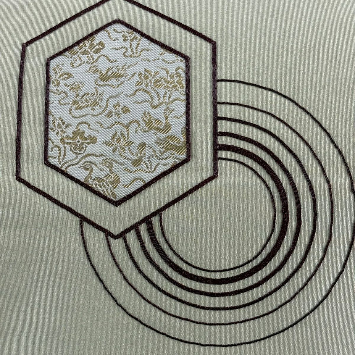 【庫存清倉】 名古屋帶 優品級 八寸名古屋帶 龜甲紋 圓紋 金金箔 米色 純蠶絲