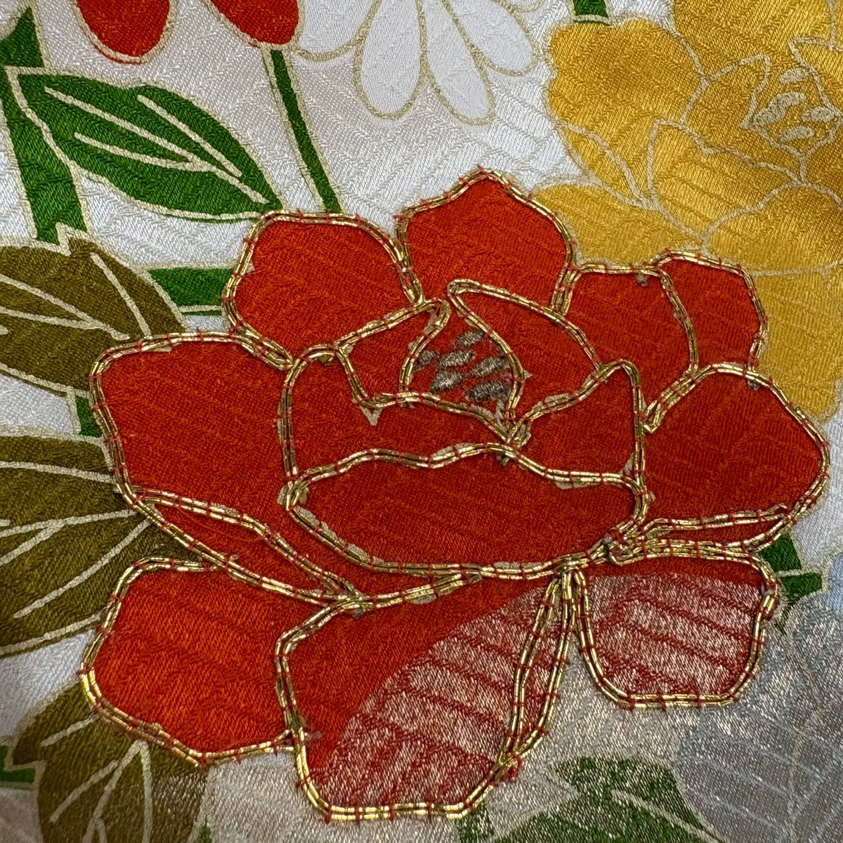 【庫存清倉】訪問服 身長155cm 袖長62.5cm S 雙層 菊花 雲紋 金絲 金銀彩 奶油色 純蠶絲 優品級