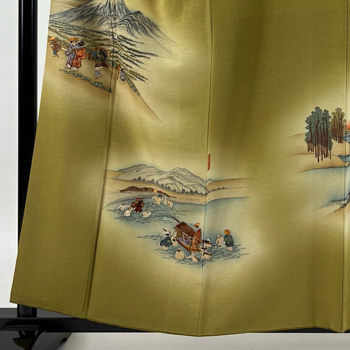 【庫存清倉】 付下 身長159cm 袖長64cm M 雙層 落款有 風景 人物 刺繡 金線 鶯色 純蠶絲 優品級