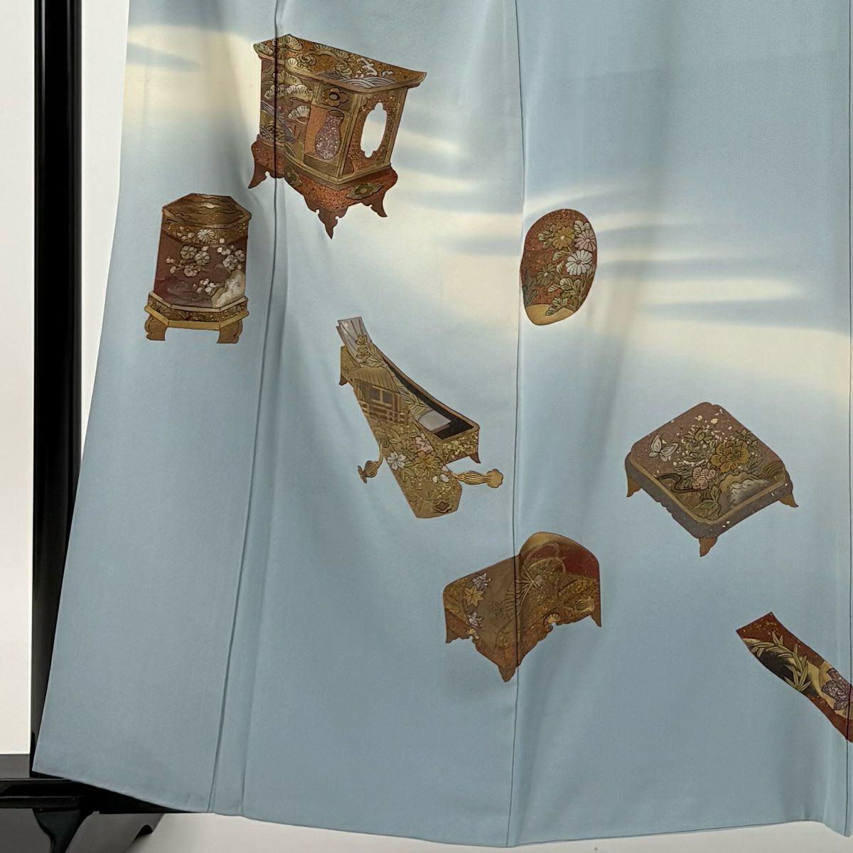 【庫存清倉】 色留袖禮服 身長160.5cm 袖長63cm S 雙層 落款あり 器物 霞 金銀彩 漸層 水藍色 純蠶絲 優品級 一つ紋