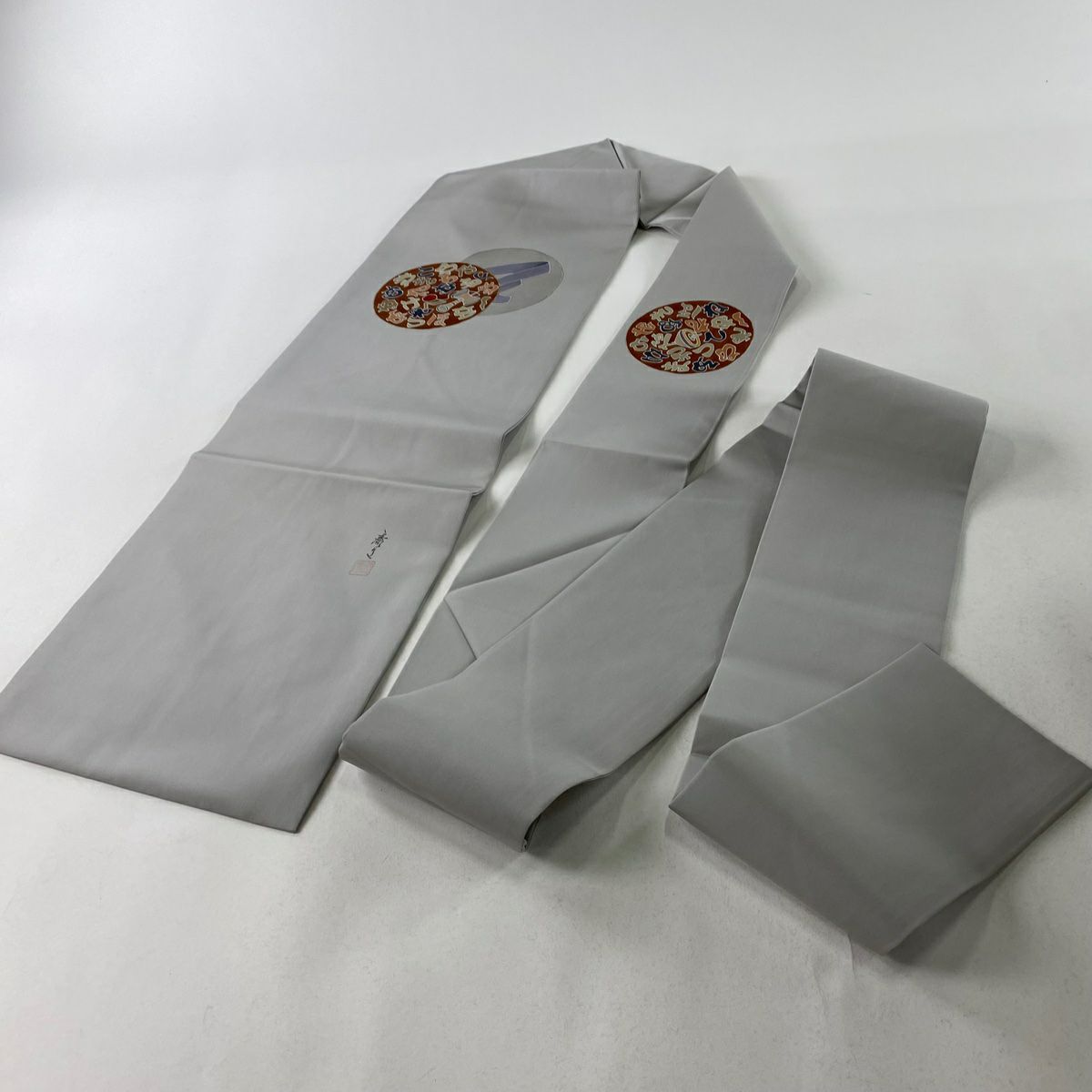 【庫存清倉】名古屋帶 美品 秀品級 有落款 けん玉 文字紋 灰色 純蠶絲