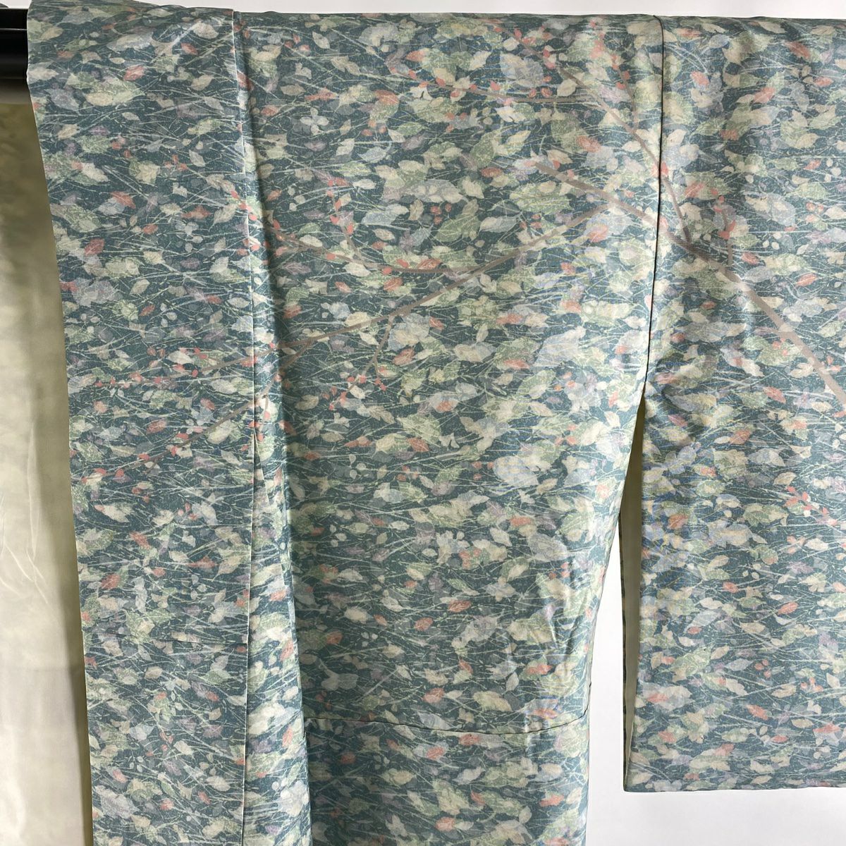 【庫存清倉】訪問服 身長162.5cm 袖長67.5cm L 雙層 牛首紬織織 地 落款あり 證書あり 樹木 松樹葉 薄綠 純蠶絲 逸品級
