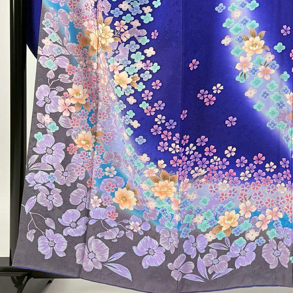 【庫存清倉】振袖禮服 身長159.5cm 袖長68.5cm L 雙層 寶石領 草花紋紋 櫻花 金通し 金金箔 藍色 純蠶絲 逸品級