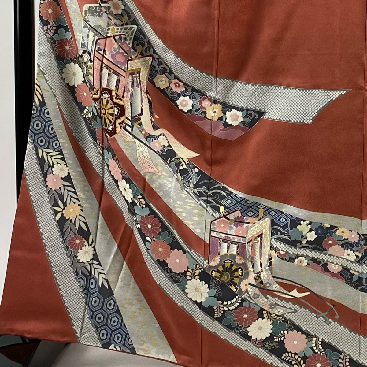 【庫存清倉】訪問服 身長166.5cm 袖長66cm M 雙層 落款有 御所車 草花紋紋 金銀彩 漸層 深粉色 純蠶絲 優品級
