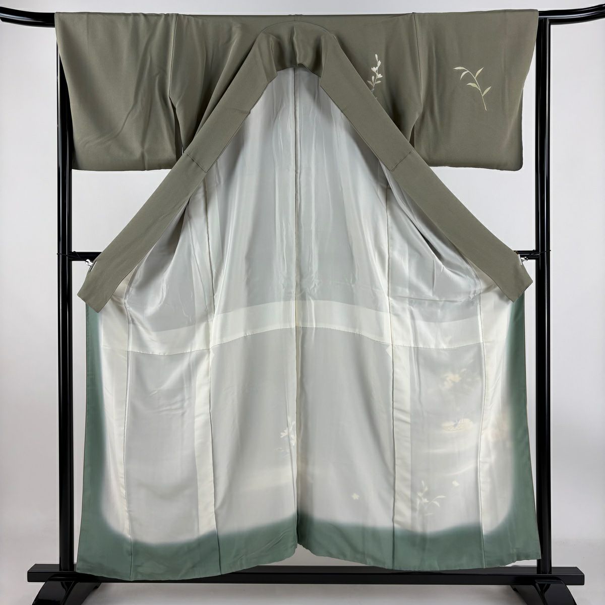 【庫存清倉】 付下 身長154.5cm 袖長65.5cm M 雙層 南克治 落款有 枝花 霞 漸變 灰綠 純蠶絲 名品級 一個紋