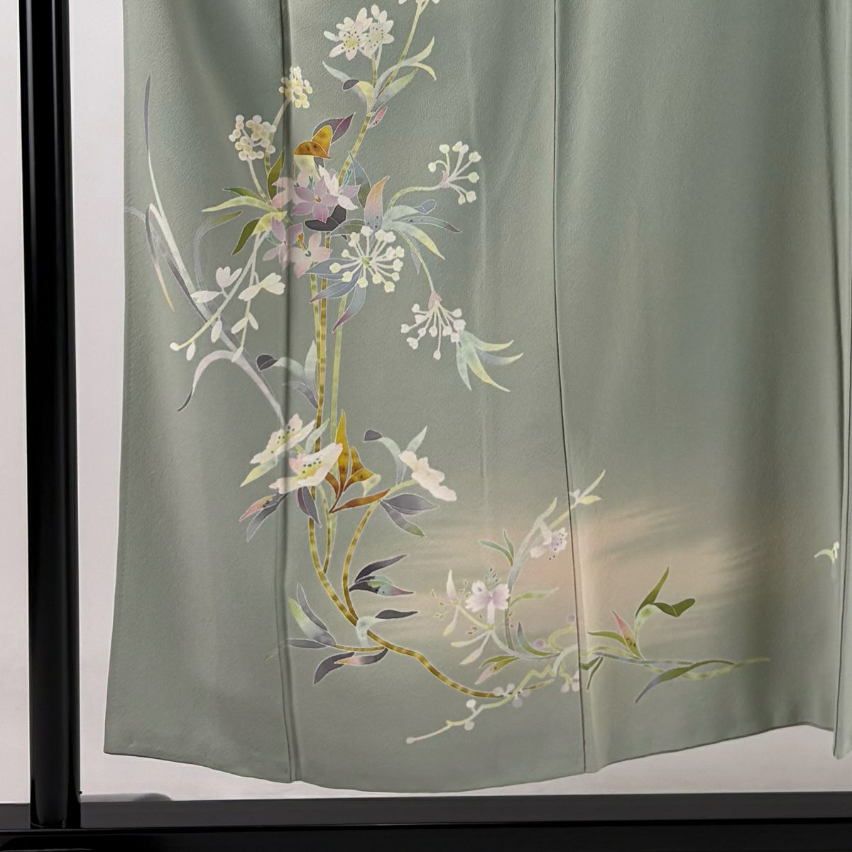 【庫存清倉】 付下 身長152cm 袖長63cm S 雙層 百貫石峰 有落款 草花紋紋 霞 漸層 淺綠 純蠶絲 名品級 一個紋
