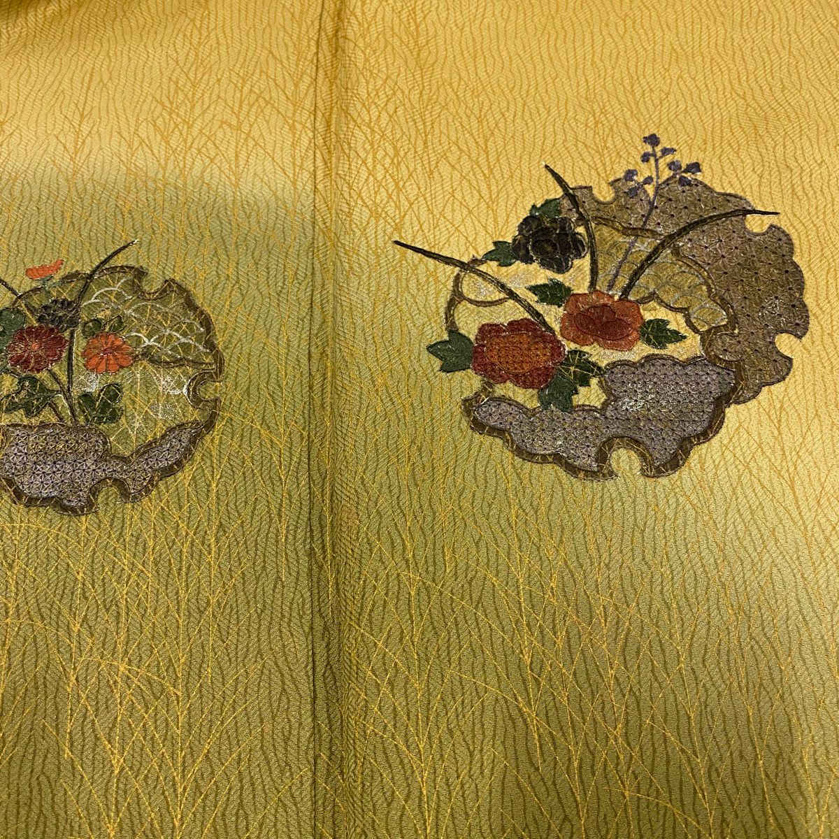【庫存清倉】 付下 身長161.5cm 袖長65cm M 雙層 雪輪 草花紋刺繡 金銀彩 山吹茶 純蠶絲 優品級