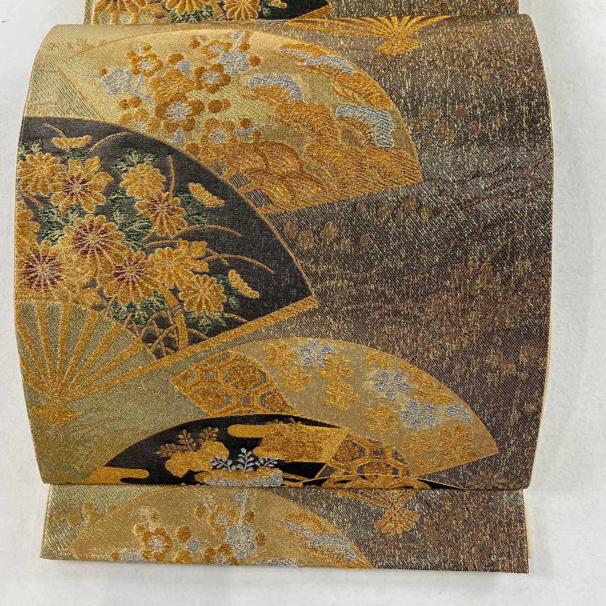 【庫存清倉】 袋帶 美品 秀品級 扇子 菊花 唐織 金金箔 金色 六通 純蠶絲