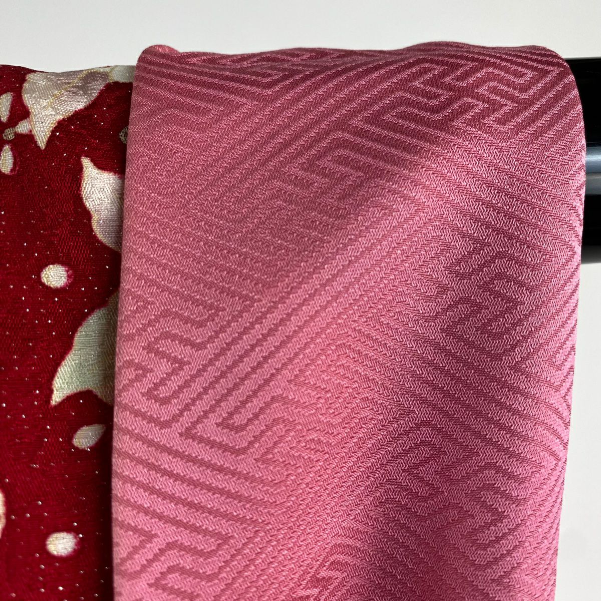 【庫存清倉】振袖禮服 身長157cm 袖長64cm M 雙層 手鞠 草花紋紋 金銀彩 紅 純蠶絲 逸品級
