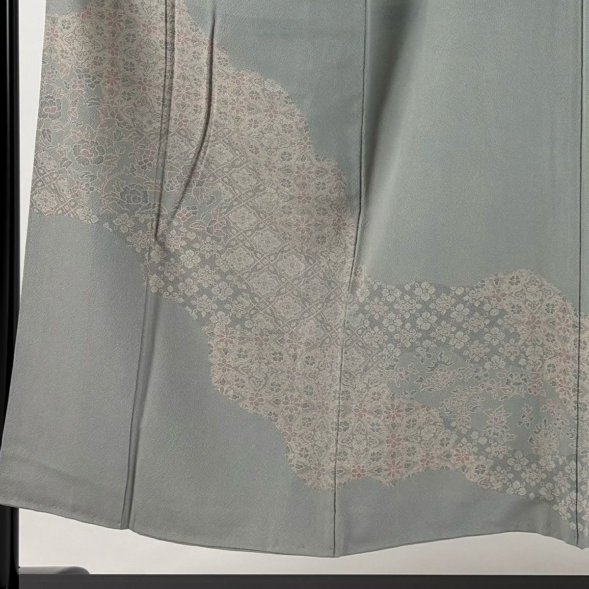 【庫存清倉】 付下 身長151cm 袖長62cm S 雙層 落款 華紋 花唐草紋 灰 純蠶絲 名品級