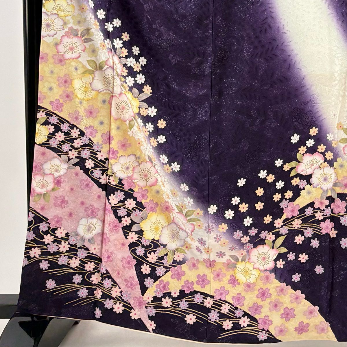 【庫存清倉】振袖禮服 身長164cm 袖長70.5cm L 雙層 草花紋紋 波紋 銀通 金銀彩 紫 純蠶絲 美品 逸品級
